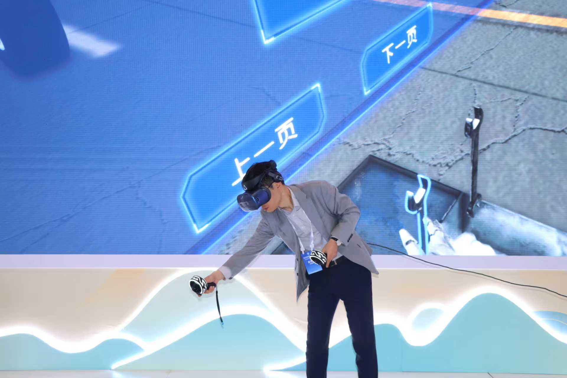 創新引領未來，新海航旗下海航技術VR機務技能培訓應用系統亮相第三屆CATA航空大會